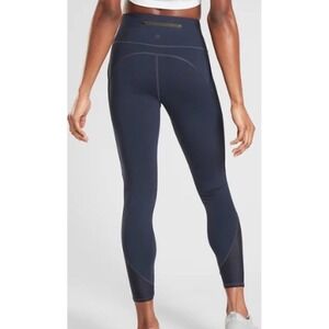 NEW TAGS Athleta Lightning Tight 7/8 Tight Yoga Fitness Pant Women's XS Navy $98